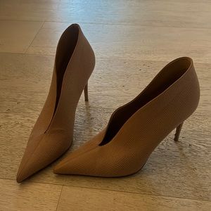 Pink Nude Valentino Pumps